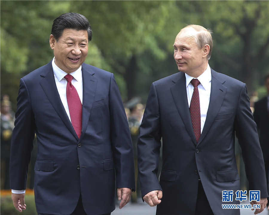 這是會談前，習近平在上海西郊會議中心廣場為普京舉行歡迎儀式。新華社記者 蘭紅光 攝 