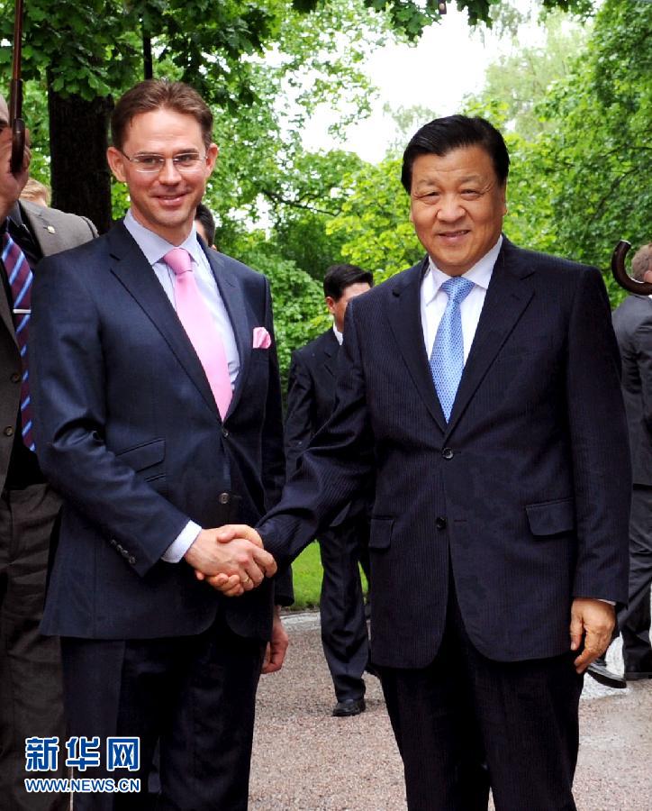 6月12日，中共中央政治局常委、中央書記處書記劉云山在赫爾辛基會(huì)見芬蘭總理卡泰寧。 新華社記者饒愛民攝