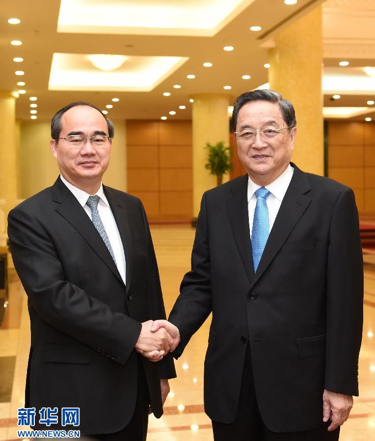 12月25日至27日,中共中央政治局常委、全國政協主席俞正聲對越南進行正式訪問。這是12月26日,俞正聲在河內與越南祖國陣線主席阮善仁舉行會談。 新華社記者劉建生攝 12月25日至27日,中共中央政治局常委、全國政協主席俞正聲對越南進行正式訪問。這是12月26日,俞正聲在河內與越南祖國陣線主席阮善仁舉行會談。 新華社記者劉建生攝