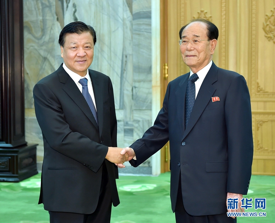 10月10日，正在朝鮮訪問的中共中央政治局常委、中央書記處書記劉云山在平壤會見朝鮮勞動黨中央政治局常委、最高人民會議常任委員會委員長金永南。 新華社記者 李濤 攝