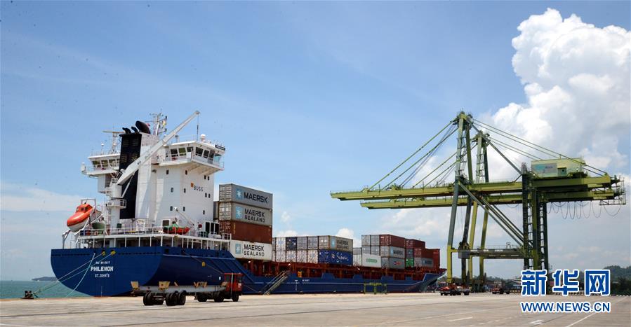 （新華全媒頭條&middot;圖文互動）（6）特稿：深化周邊友好　共促亞太繁榮&mdash;&mdash;寫在習近平主席出席亞太經合組織第二十六次領導人非正式會議，對巴布亞新幾內亞、文萊和菲律賓進行國事訪問并在巴新同建交太平洋島國領導人會晤之際