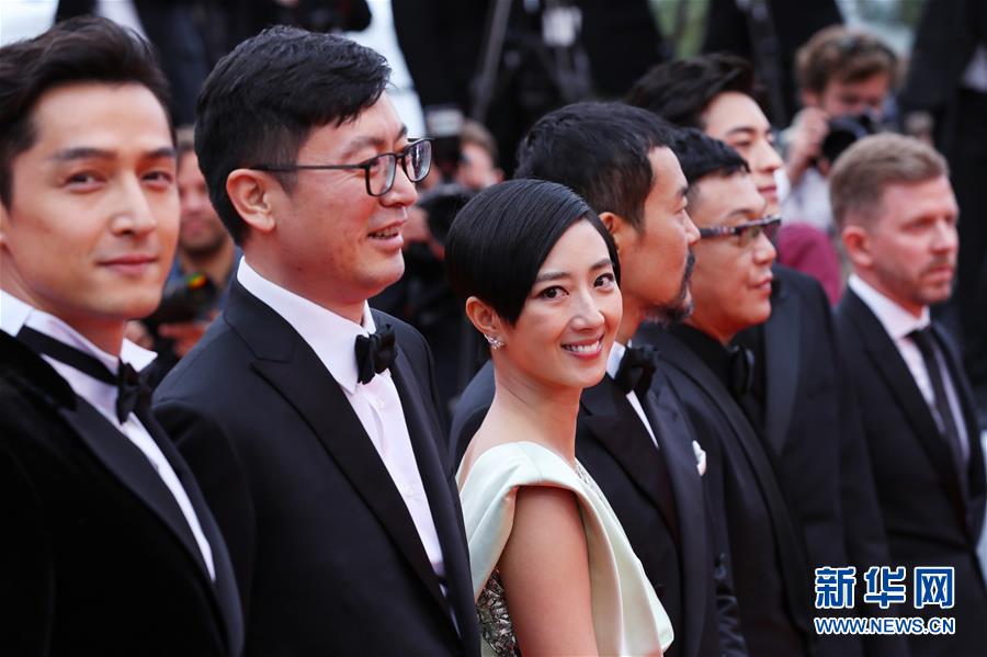 (國(guó)際)(1)戛納電影節(jié):中國(guó)影片《南方車站的聚會(huì)》首映