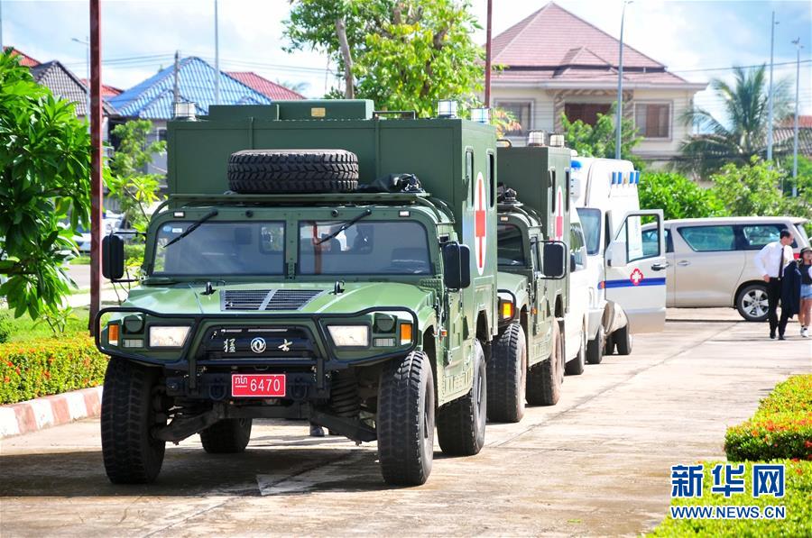 (國(guó)際·圖文互動(dòng))(1)老撾車禍?zhǔn)軅?0名中國(guó)游客回國(guó)
