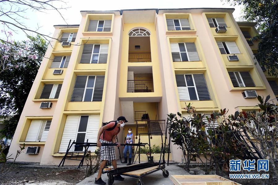 （海外抗疫故事·圖文互動）（4）通訊：“比起待在家里，我更想幫助別人”——記古巴信息科技大學集中隔離點的師生志愿者