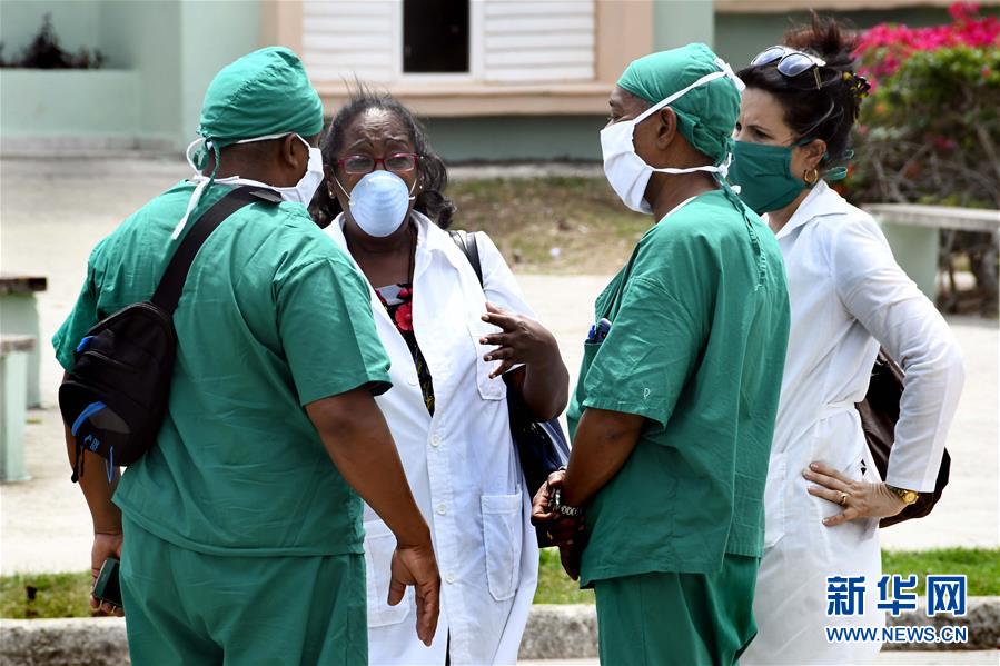 （海外抗疫故事·圖文互動）（6）通訊：“比起待在家里，我更想幫助別人”——記古巴信息科技大學集中隔離點的師生志愿者