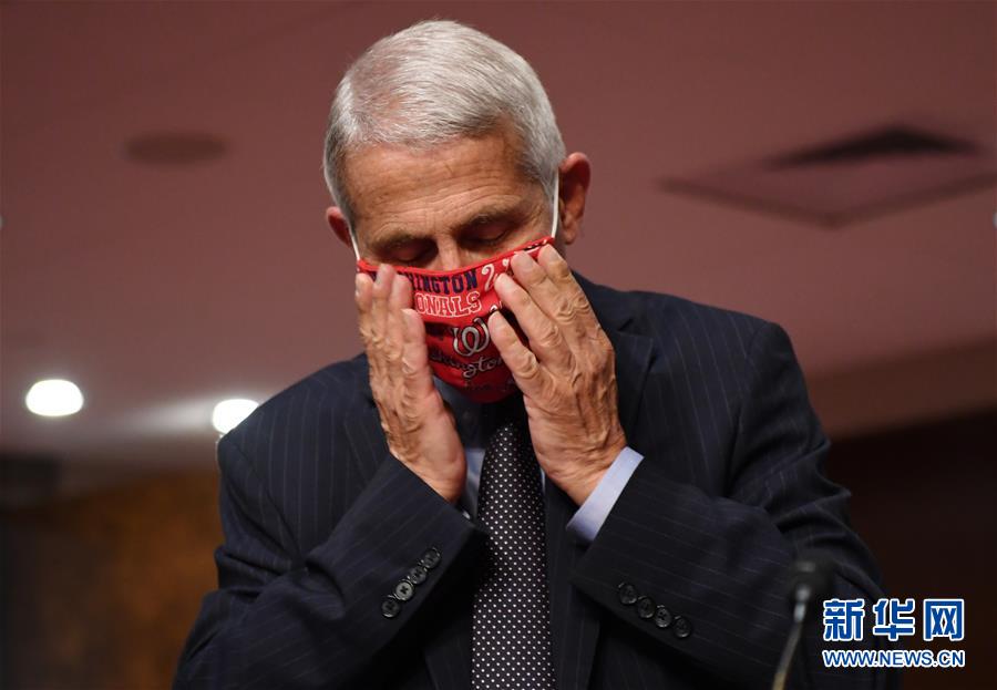 (國際疫情)(2)美國新冠確診病例累計(jì)超500萬例 全球近2000萬例