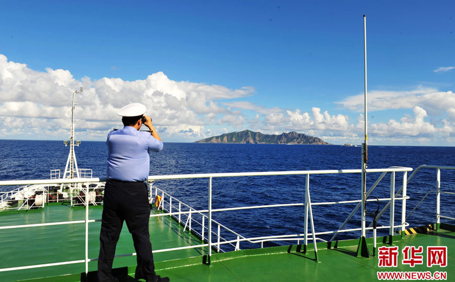 我海監船隊抵達釣魚島海域開展維權巡航執法