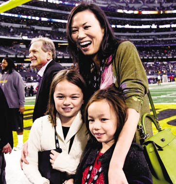 鄧文迪離婚，坊間解讀越發“狗血”